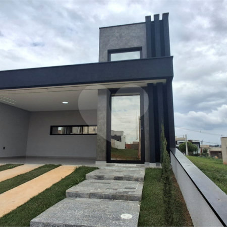 Casa à venda com 3 quartos, sendo 1 suíte, no condomínio Reserva Ipanema, Sorocaba - SP