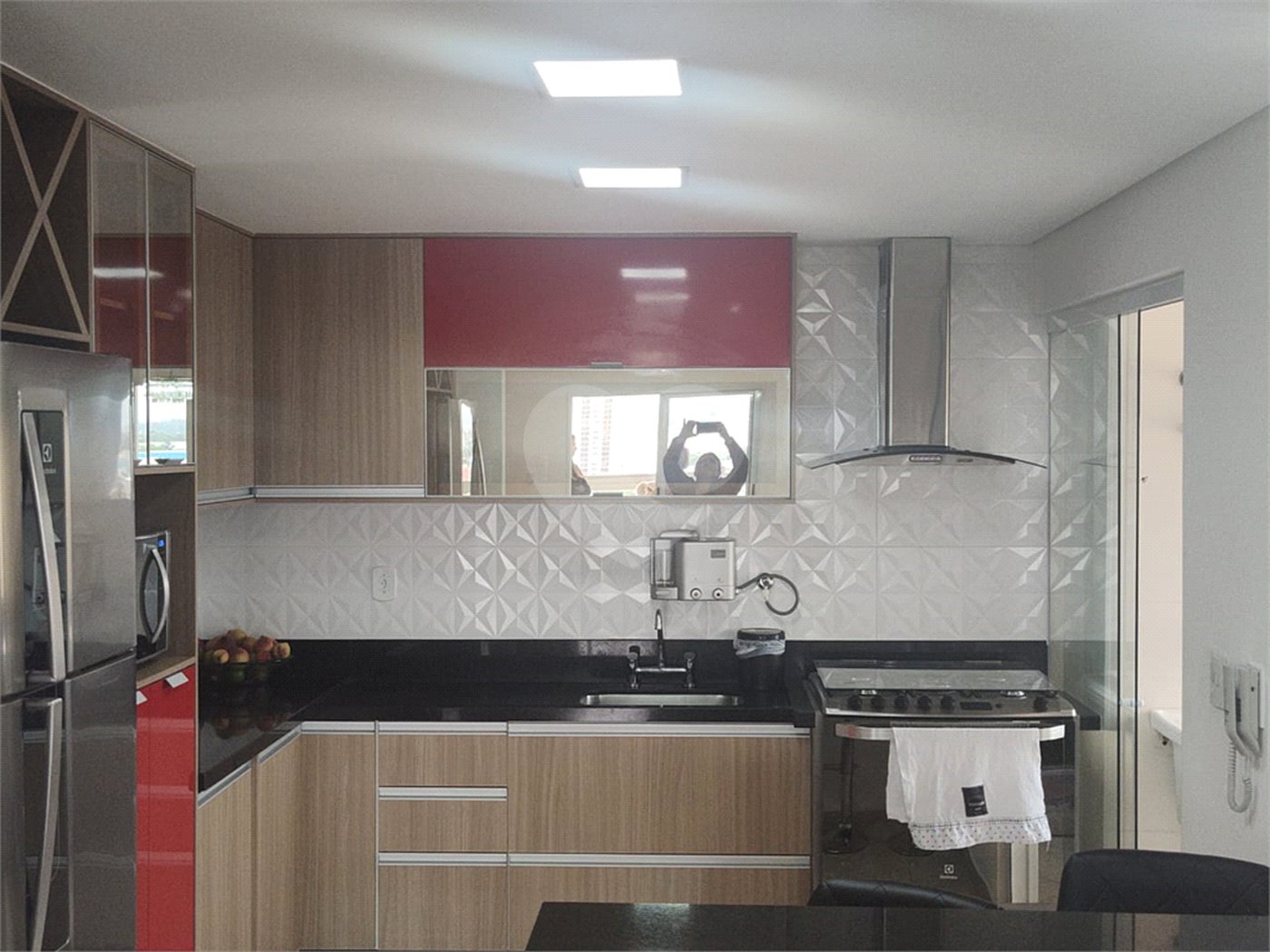 Apartamento à venda com 3 quartos, sendo 1 suíte, em Jardim Imperador, Suzano, SP