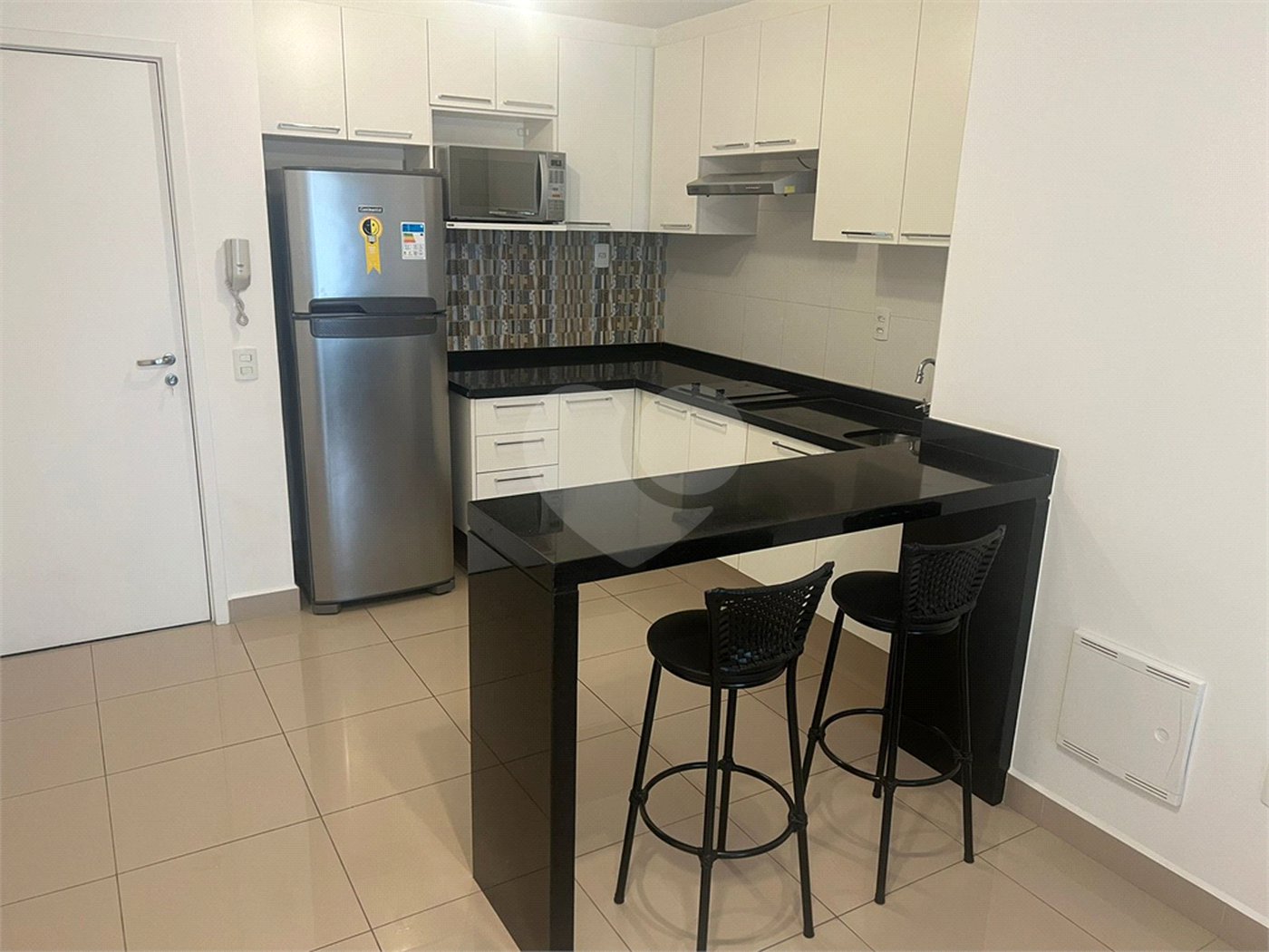 Apartamento à venda com 2 quartos, sendo 1 suíte, em Parque Industrial Tomas Edson, São Paulo, SP