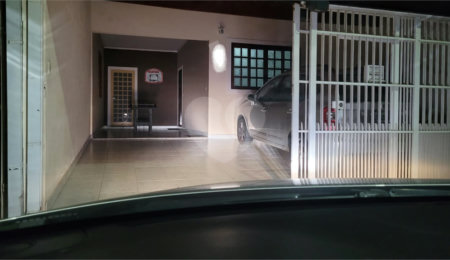 Sobrado à venda com 3 quartos, sendo 1 suíte,  em Jardim Sul, São José dos Campos, SP