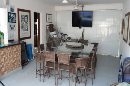 Casa à venda com 3 suítes no condomínio Lago da Boa Vista, Sorocaba - SP