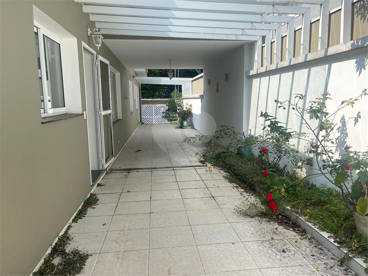 Casa de Vila à venda com 3 quartos, sendo 1 suíte, em Jardim Hípico, São Paulo, SP