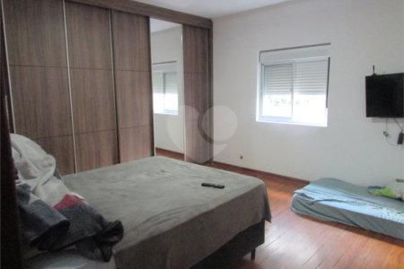 Sobrado à venda com 2 quartos, sendo 1 suíte, em Cerqueira César, São Paulo, SP