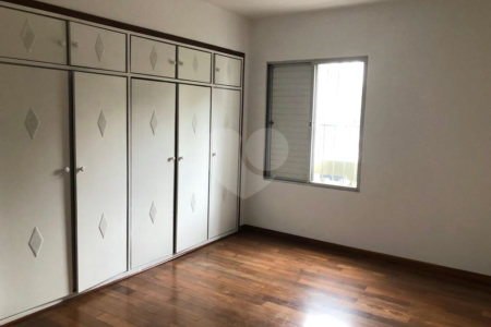 Apartamento à venda com 3 quartos, sendo 1 suíte, em Vila Andrade, São Paulo, SP
