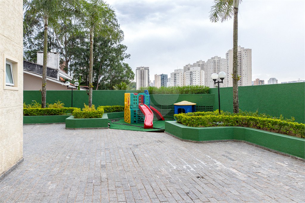 Apartamento à venda com 4 quartos, sendo 1 suíte, em Jardim Monte Kemel, São Paulo, SP