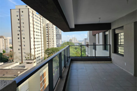 Apartamento à venda com 2 quartos, sendo 1 suíte,  em Santo Amaro, São Paulo, SP