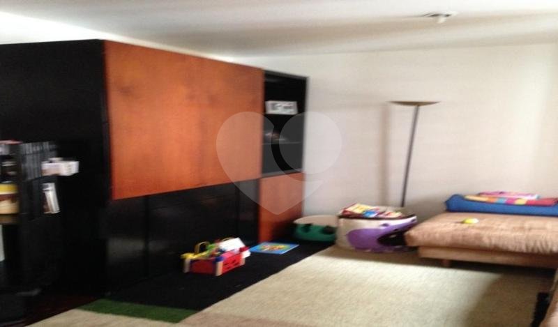 Apartamento à venda com 3 quartos, sendo 2 suítes, em Brooklin, São Paulo, SP