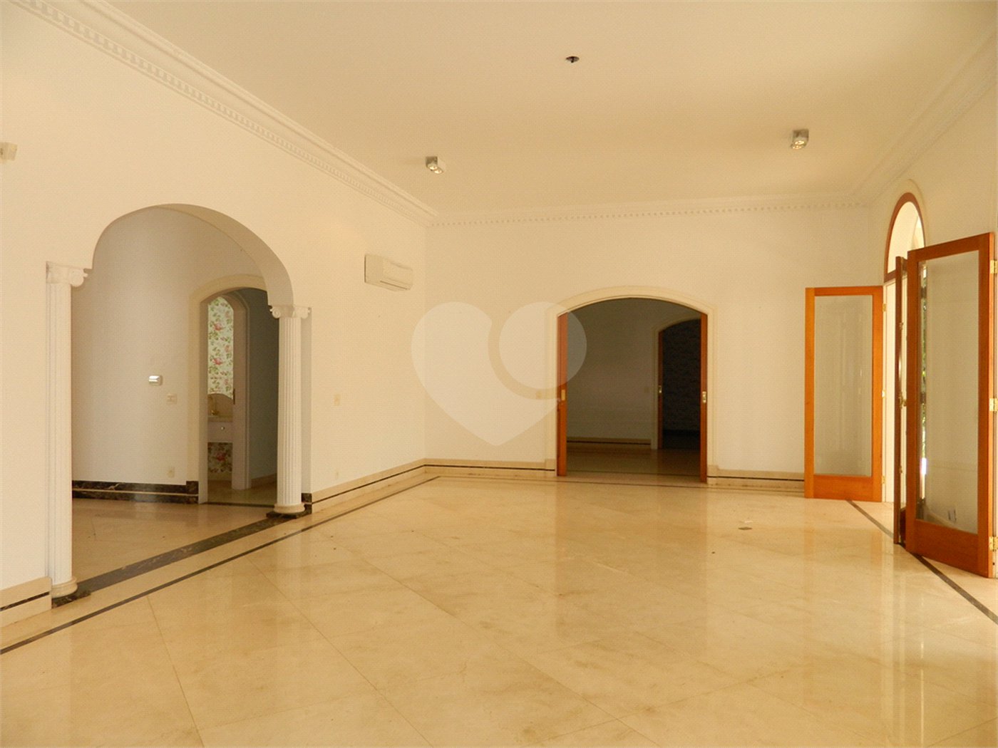 Casa à venda com 3 suítes no condomínio Fazenda Vila Real, Itu - SP