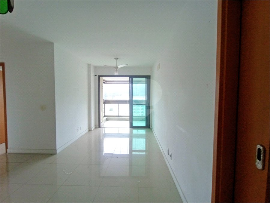 Apartamento para alugar com 3 quartos, sendo 1 suíte, em Rio Comprido, Rio de Janeiro, RJ