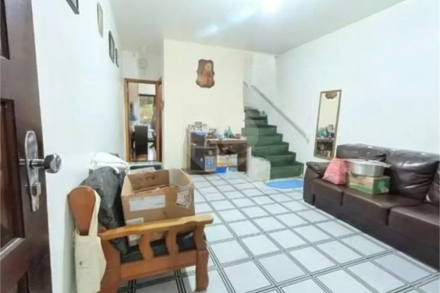 Sobrado à venda com 3 quartos, sendo 2 suítes, em Jardim São Ricardo, São Paulo, SP