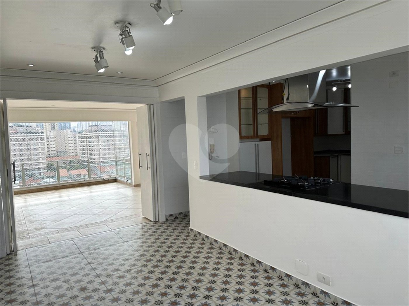 Apartamento para alugar com 3 suítes em Santana, São Paulo, SP