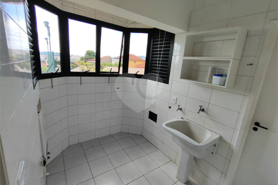 Apartamento à venda com 3 quartos, sendo 1 suíte,  em Vila Ester (zona Norte), São Paulo, SP