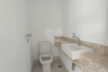 Apartamento à venda com 4 suítes em Jardim Leonor, São Paulo, SP