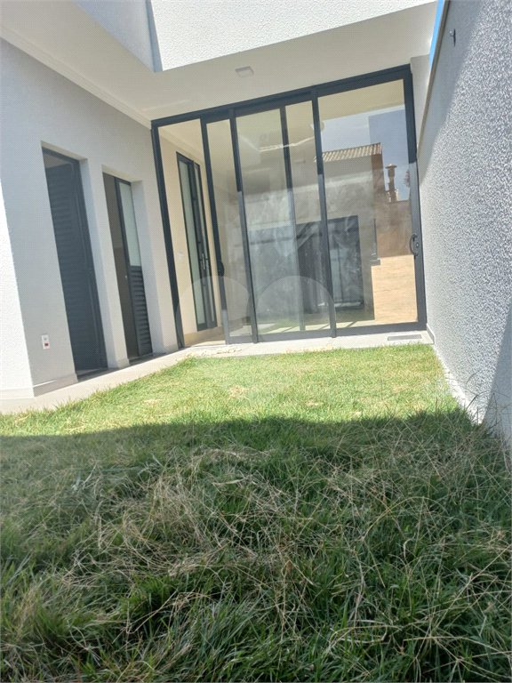 Casa à venda com 3 suítes no condomínio Reserva Real, Paulínia - SP