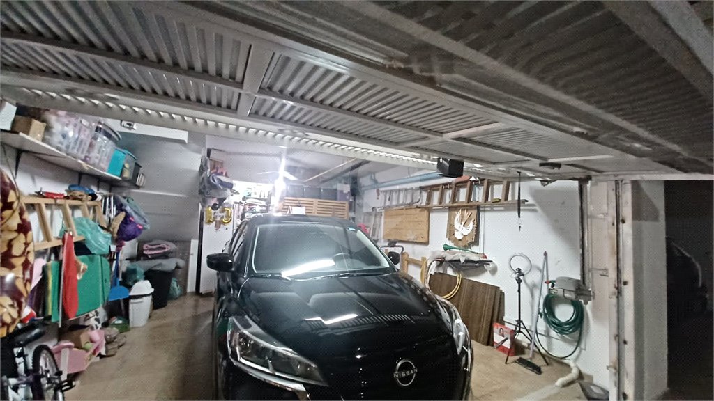 Casa à venda com 3 quartos, sendo 1 suíte, no condomínio Santanna, São Paulo - SP