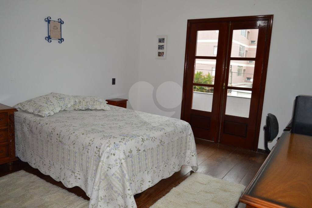 Casa à venda com 4 quartos, sendo 2 suítes, em Vila Mogilar, Mogi das Cruzes, SP