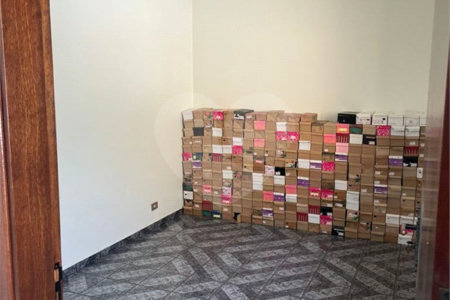 Casa à venda ou para alugar com 5 quartos, sendo 1 suíte, no condomínio Zuleika Jabour, Salto - SP