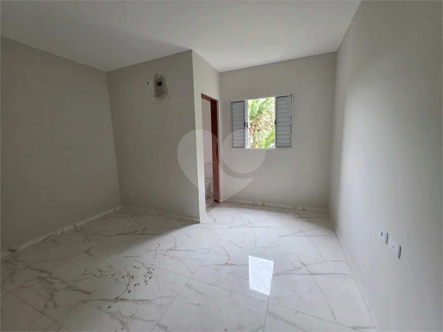 Sobrado à venda com 2 quartos, sendo 1 suíte, em Vila Clarice, São Paulo, SP