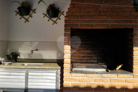 Casa à venda com 3 quartos, sendo 1 suíte, no condomínio City Campo Grande, São Paulo - SP