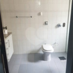 Sobrado à venda com 5 quartos, sendo 3 suítes, em Vila Clarice, São Paulo, SP