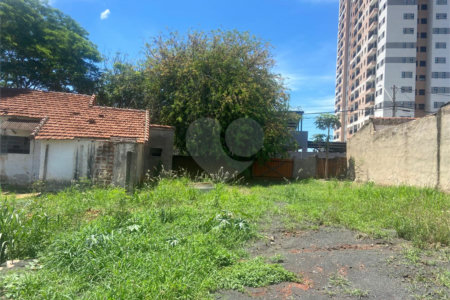 Terreno à venda no Centro, Araraquara, SP