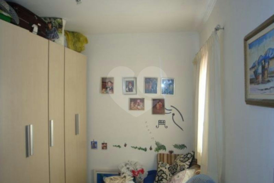 Sobrado à venda com 3 quartos, sendo 2 suítes,  em Vila Gustavo, São Paulo, SP