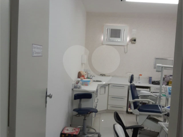 Sobrado à venda com 3 quartos em Santana, São Paulo, SP