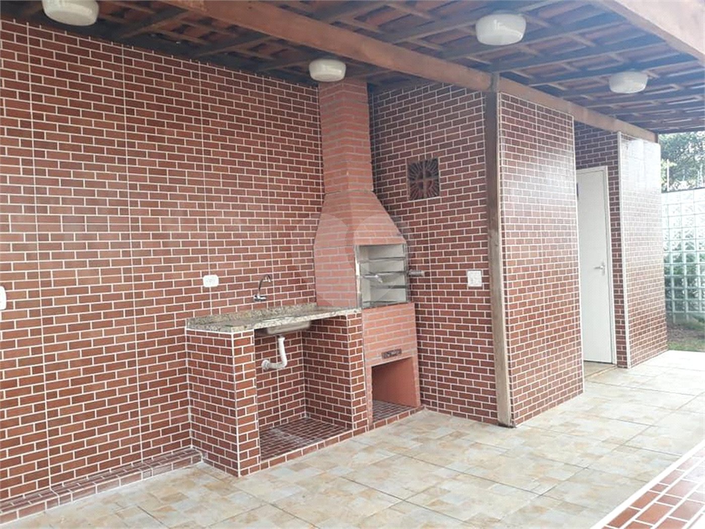Apartamento à venda com 3 quartos, sendo 1 suíte, em Parque Reboucas, São Paulo, SP