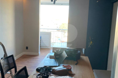 Apartamento à venda com 3 quartos, sendo 1 suíte,  em Jardim Ângela (zona Leste), São Paulo, SP