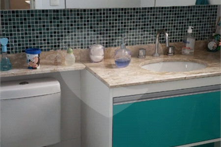 Apartamento à venda com 3 quartos, sendo 1 suíte,  em Vila Suissa, Mogi das Cruzes, SP