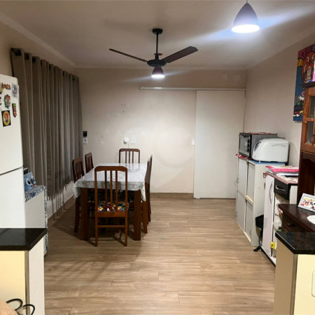 Sobrado à venda com 4 quartos, sendo 1 suíte, em Vila Antonieta, São Paulo, SP