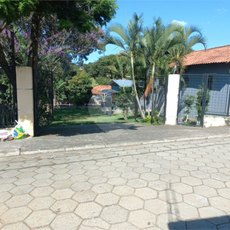 Casa à venda com 2 quartos em Vila Matias, Alambari, SP