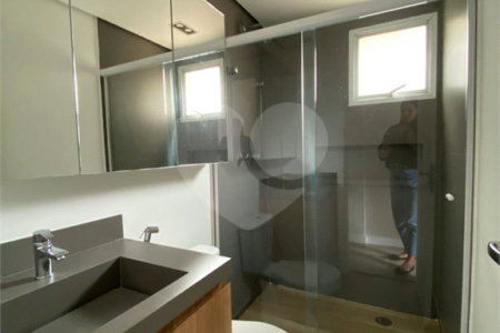 Apartamento para alugar com 2 quartos, sendo 1 suíte,  em Vila Gertrudes, São Paulo, SP