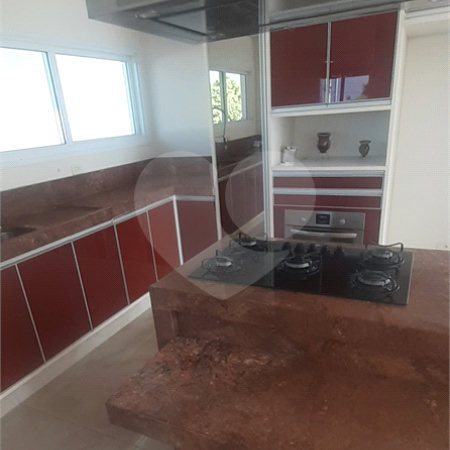 Casa em condomínio à venda ou para alugar com 5 quartos, sendo 3 suítes,  no Centro, Bom Jesus dos Perdões, SP