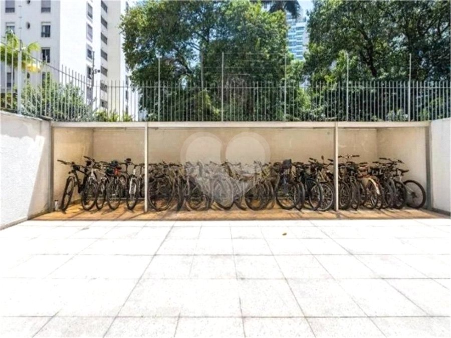 Apartamento à venda com 2 quartos, sendo 1 suíte, em Pinheiros, São Paulo, SP