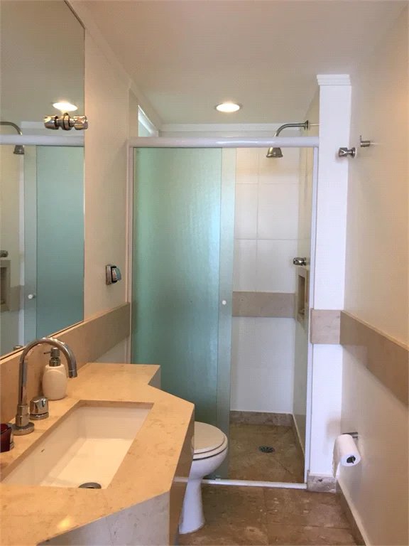 Apartamento à venda com 3 quartos em Pitangueiras, Guarujá, SP