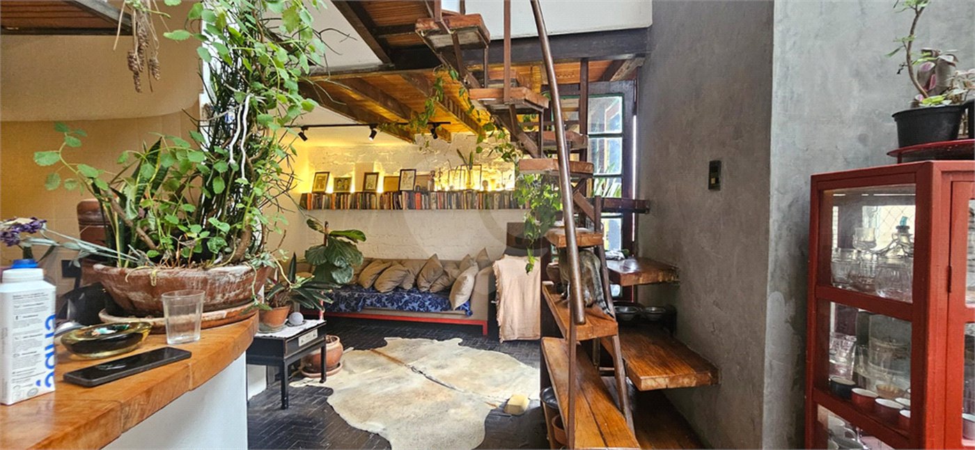 Apartamento à venda com 2 suítes em Santa Cecília, São Paulo, SP