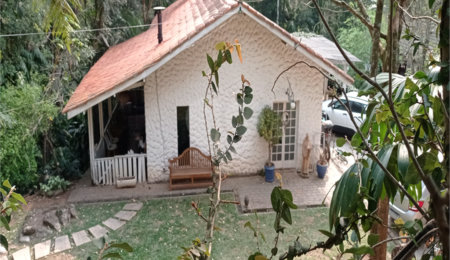 Casa Térrea à venda com 3 quartos, sendo 1 suíte,  em Serra da Cantareira, Mairiporã, SP