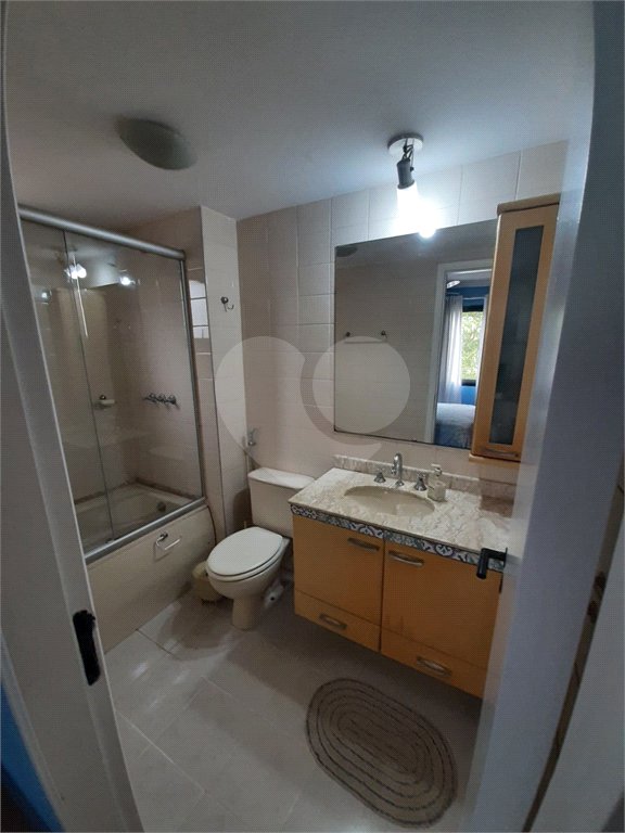 Apartamento à venda com 3 quartos, sendo 1 suíte, em Santo Amaro, São Paulo, SP
