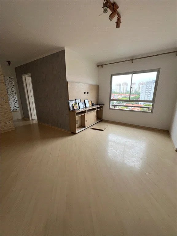 Apartamento à venda com 2 quartos, sendo 1 suíte, em Jardim Ester, São Paulo, SP