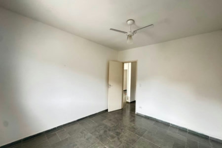 Apartamento com 2 dormitórios à venda, 70 m² por R$ 300.000,00 - Jardim Três Marias - Guarujá/SP