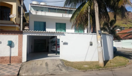 Casa à venda com 4 quartos, sendo 1 suíte,  em Campo Grande, Rio de Janeiro, RJ