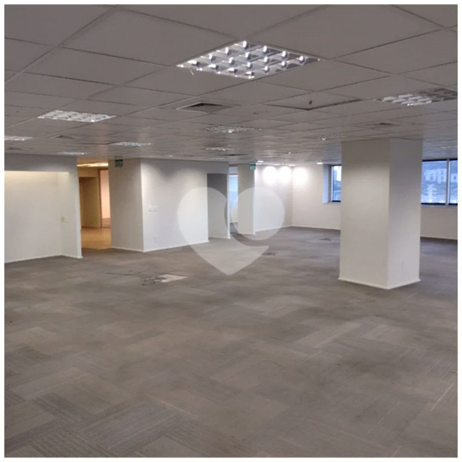 Conjunto comercial para locação na Vila Olímpia 384,81 m², 7 vagas de garagem