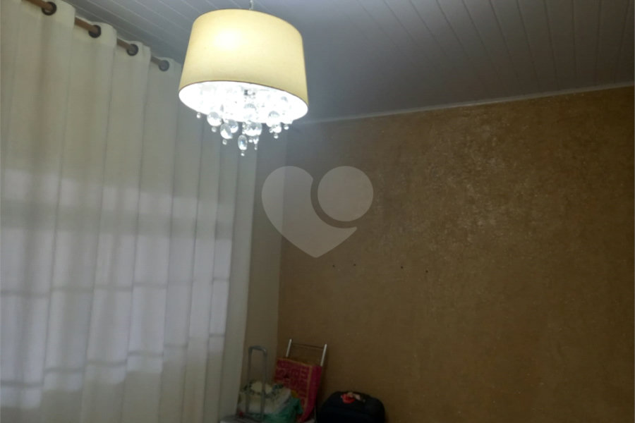 Sobrado à venda com 4 quartos, sendo 1 suíte, em Jardim Peri, São Paulo, SP