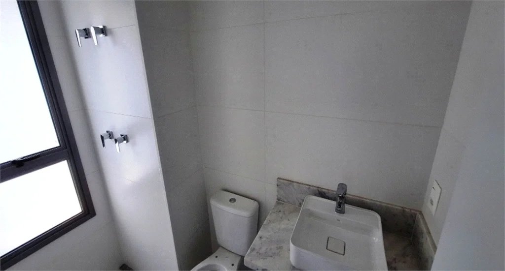 Apartamento à venda com 3 suítes em Sumarezinho, São Paulo, SP