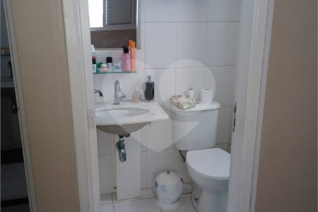 Apartamento à venda com 2 quartos, sendo 1 suíte,  em Jardim Flor da Montanha, Guarulhos, SP