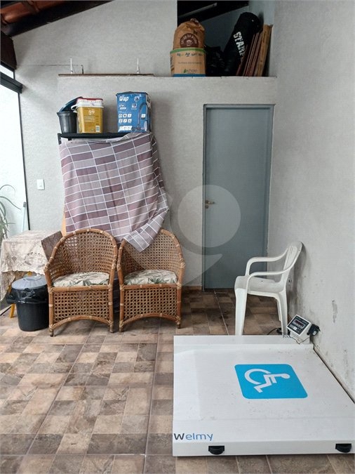 Sobrado à venda com 3 quartos, sendo 1 suíte,  em Villa Di Cesar, Mogi das Cruzes, SP