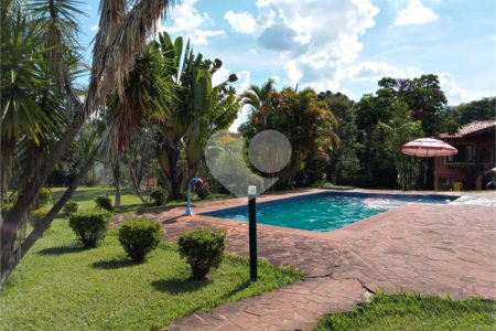 Chácara à venda com 4 quartos, sendo 3 suítes,  em Tupy, Itapetininga, SP