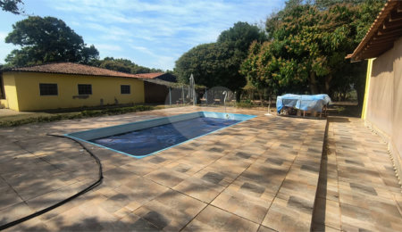 Chácara à venda com 3 quartos, sendo 1 suíte,  em Loteamento Recreio Campestre, São Carlos, SP