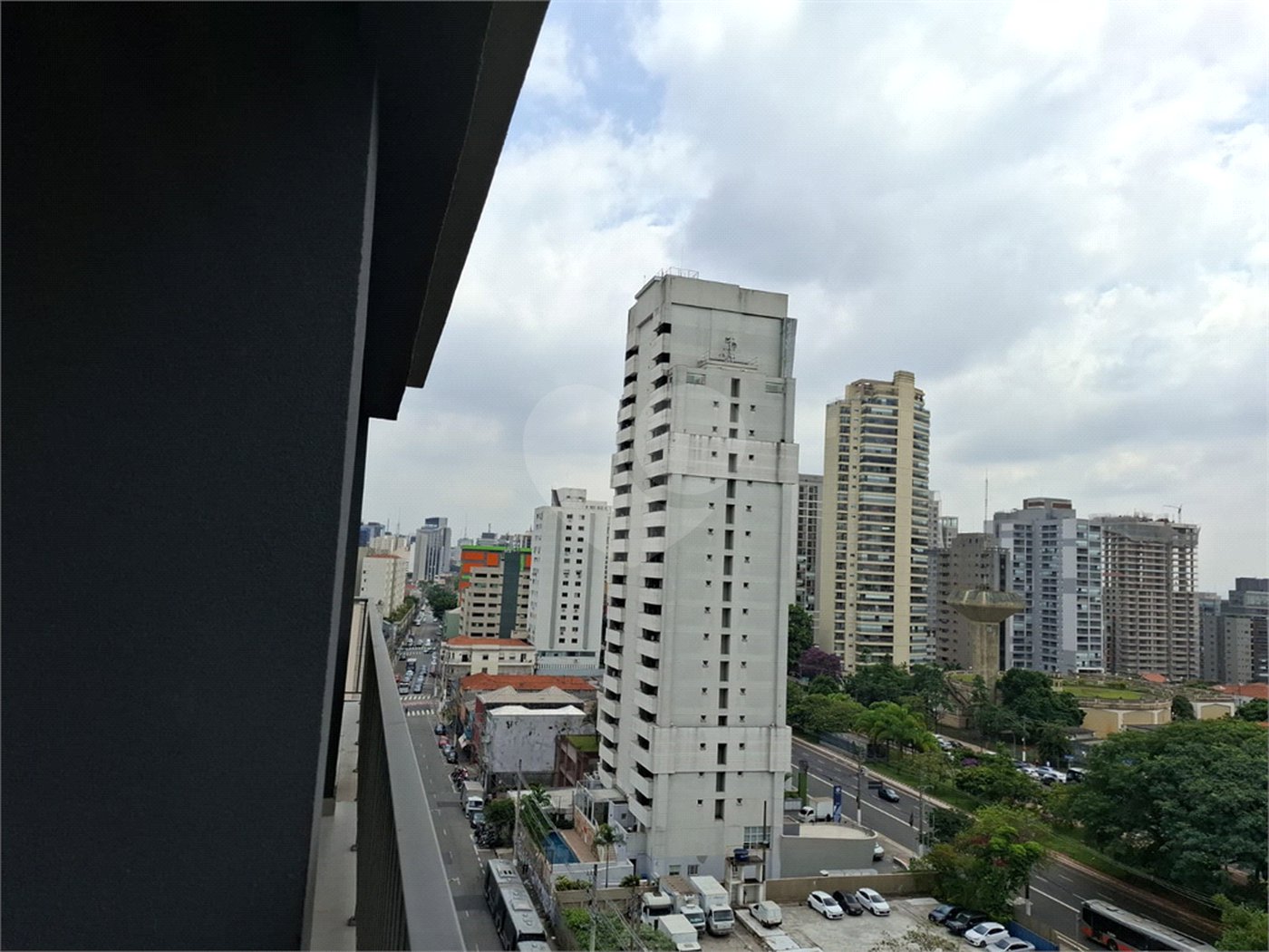 Studio na 24m² Vila Mariana